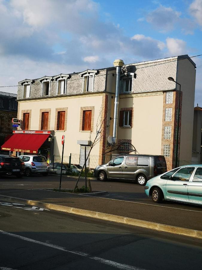 Cafe De La Gare Ξενοδοχείο Bessancourt Εξωτερικό φωτογραφία